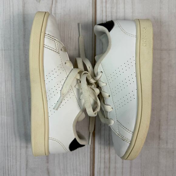 Kids Adidas White Lace Up Low Top Sneakers Size 12K - Picture 5 of 9
